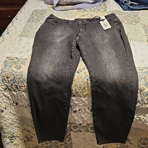 Judy Blue Boyfriend Fit Black Jeans - 16W